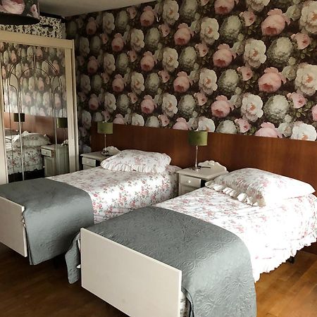 Le Voyageur Bed and Breakfast Saint-Bonnet-Tronçais Buitenkant foto