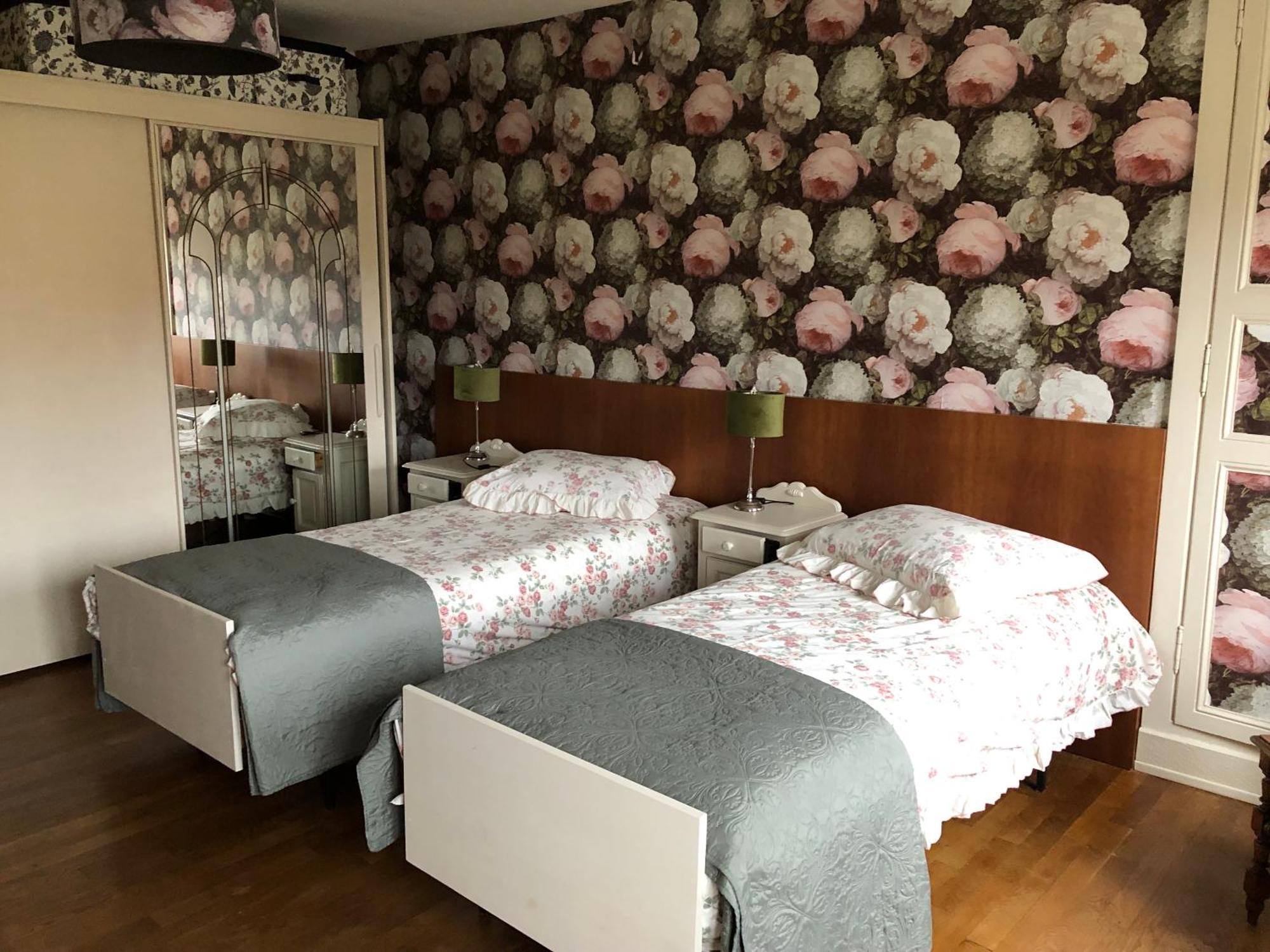 Le Voyageur Bed and Breakfast Saint-Bonnet-Tronçais Buitenkant foto